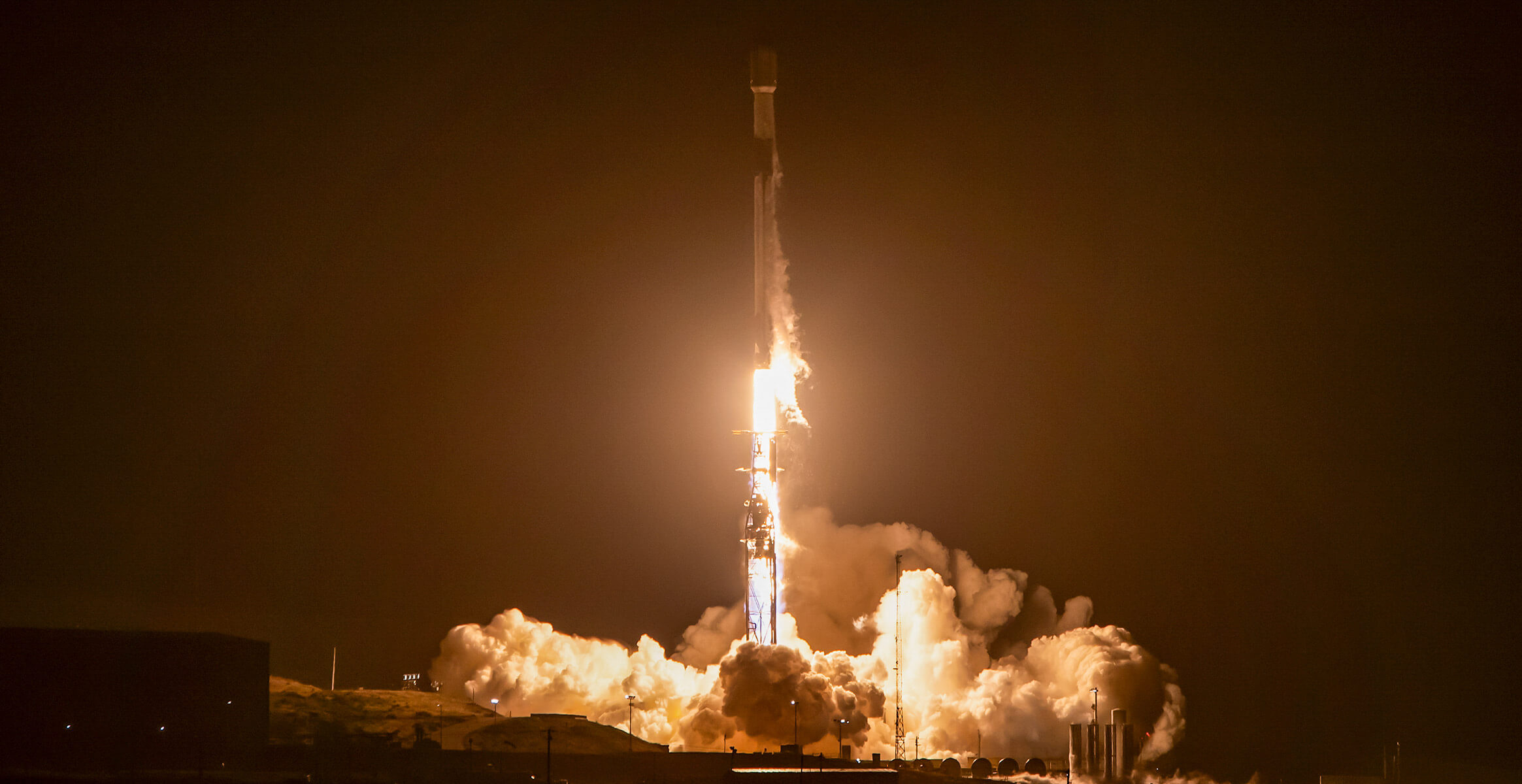 SpaceX запускает больше спутников Starlink с поддержкой сотовой связи